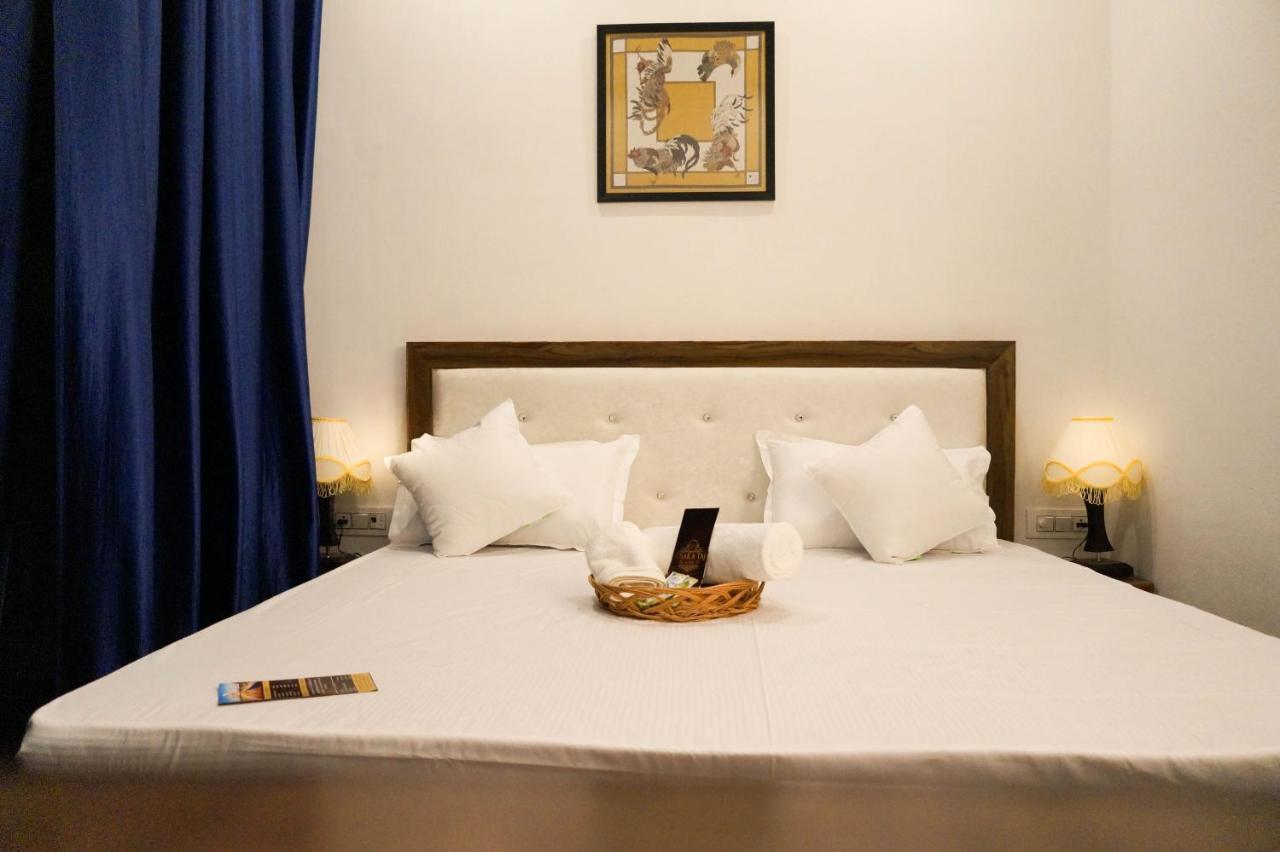 Osakataj Hotel อัครา ภายนอก รูปภาพ
