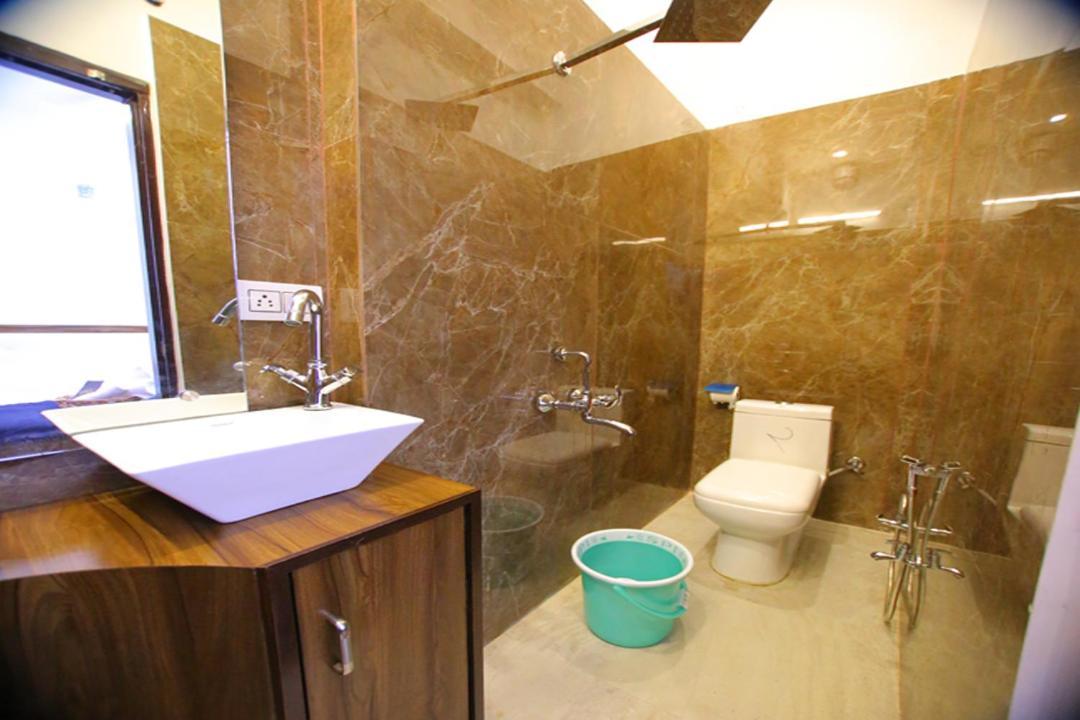 Osakataj Hotel อัครา ภายนอก รูปภาพ