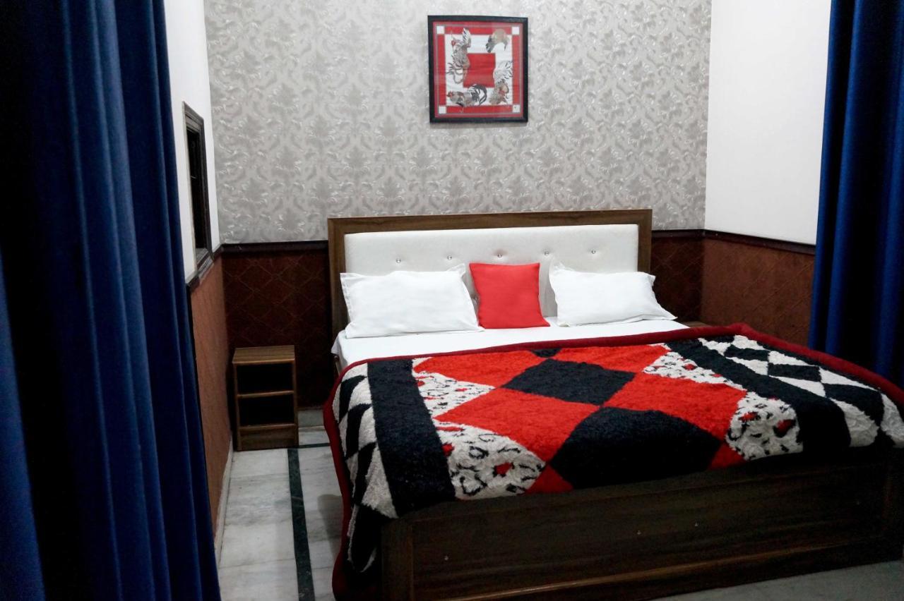 Osakataj Hotel อัครา ภายนอก รูปภาพ