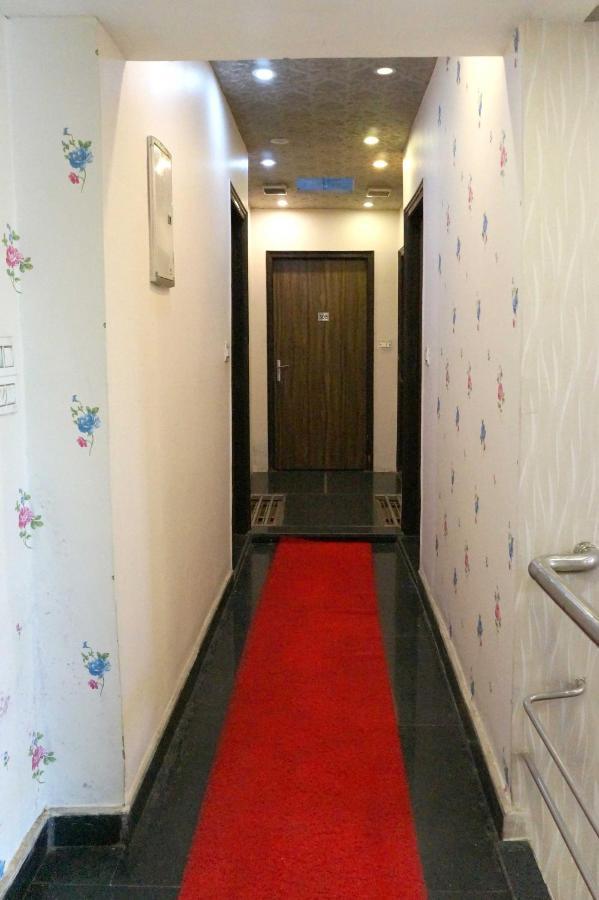 Osakataj Hotel อัครา ภายนอก รูปภาพ